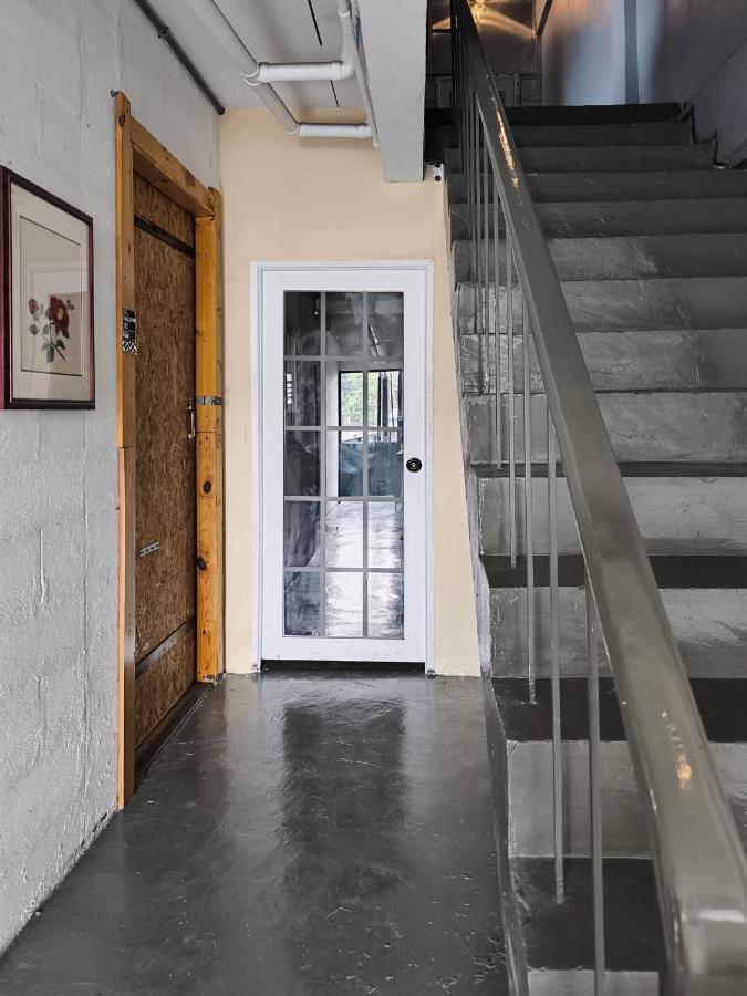 Youyen Hostel Bangkok Exteriör bild