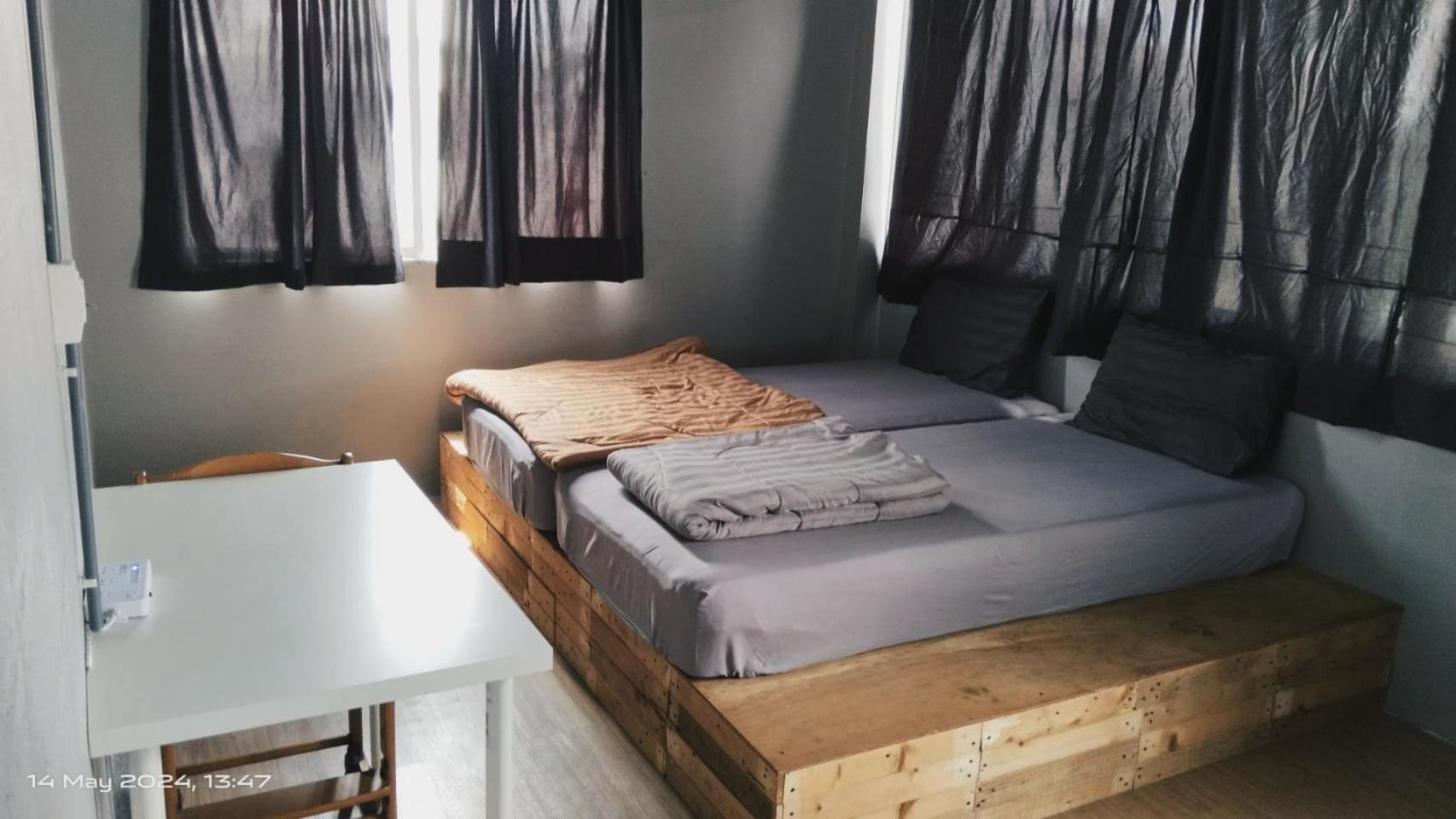 Youyen Hostel Bangkok Exteriör bild